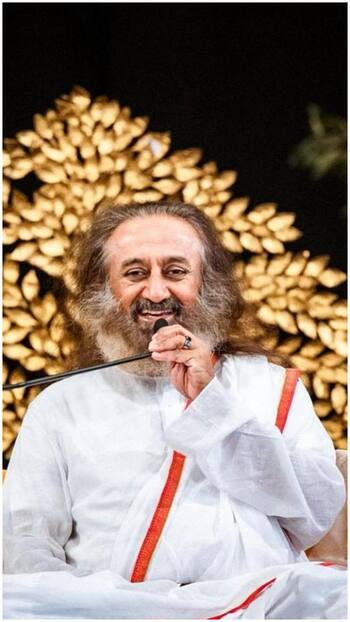 Happy Teachers’ Day: 10 Quotes on Master By Gurudev Sri Sri Ravi Shankar