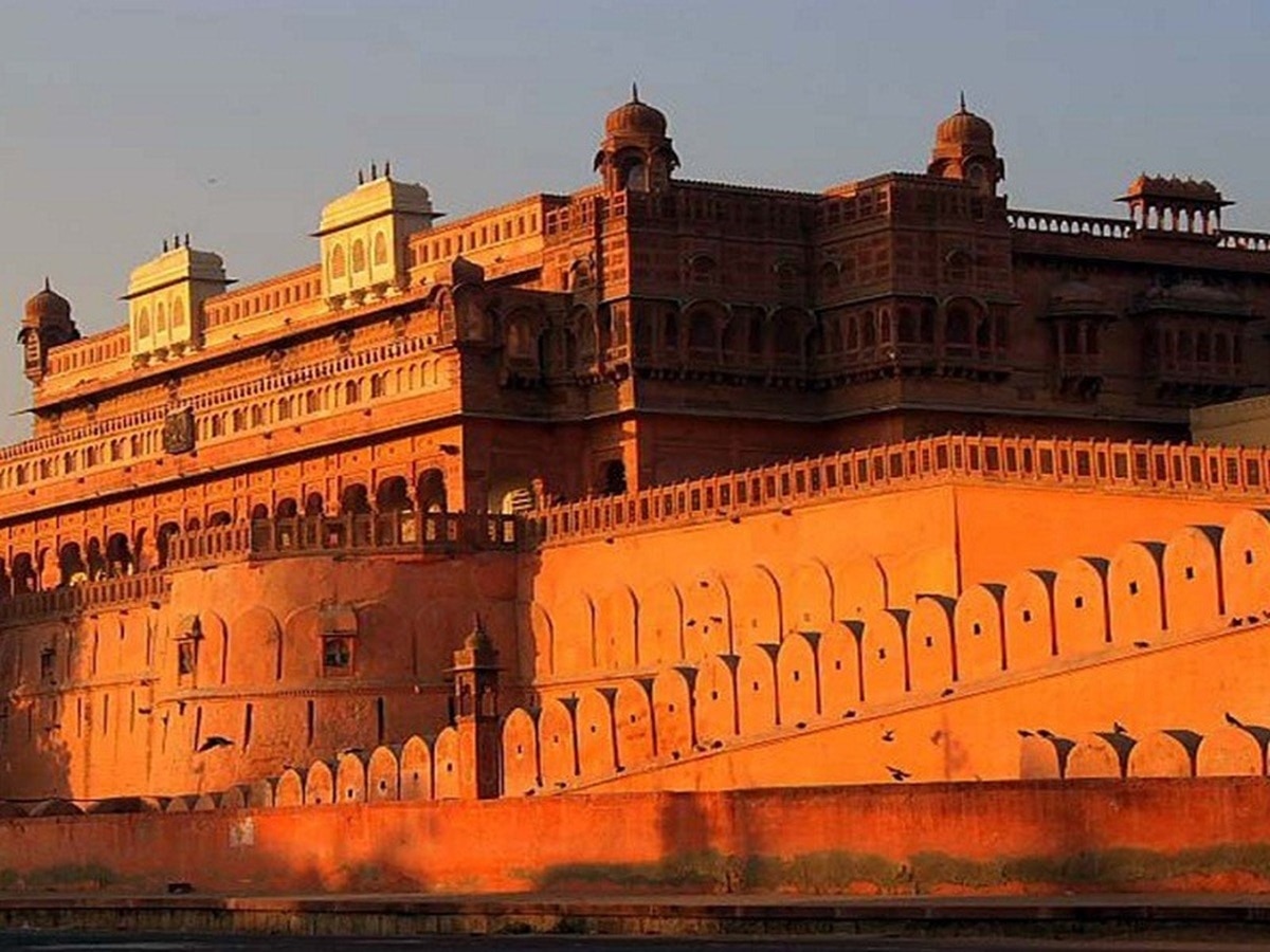 Junagarh Ruler Junagarh Fort Rajasthan: इस किले के अंदर हैं कई महल, यहां के बारे में ...