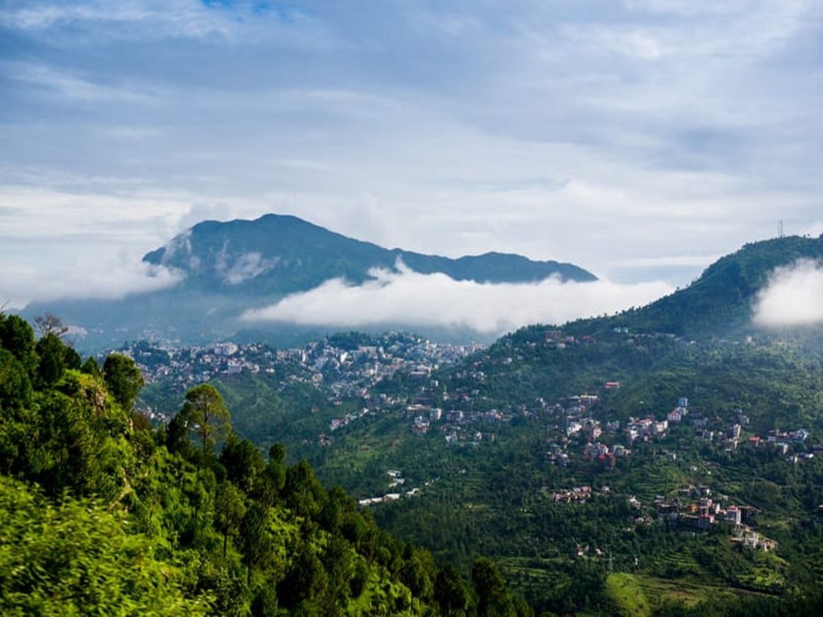 Kasauli and Dharamshala: क्या आप घूमें हैं कसौली और धर्मशाला? रिफ्रेश होना है तो जरूर जाइये