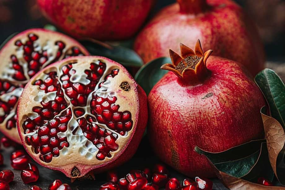 Discover The 10 Winter Benefits Of Pomegranates For Your Health