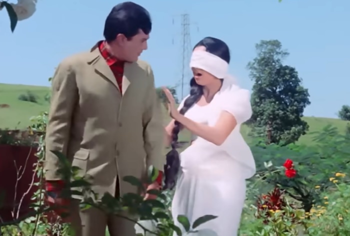 Meet star who worked with Rajesh Khanna, Dharmendra, Amitabh Bachchan, Vinod Khanna, was madly in love with a married man, never got married, she is