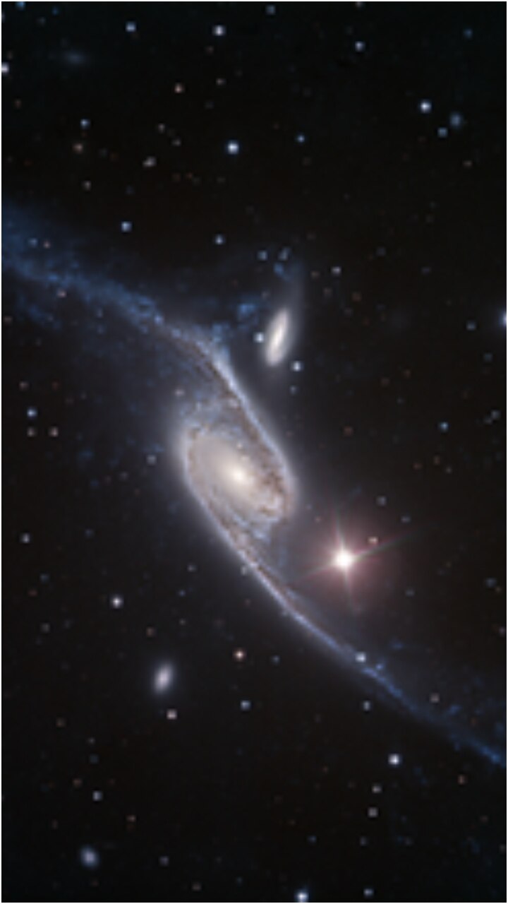 6 Massive galaxies captured by NASA telescopes 6 Massive galaxies captured by NASA telescopes