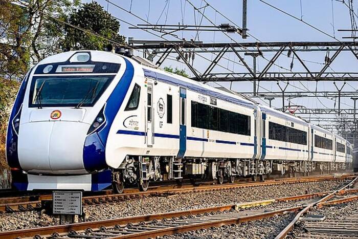 Vande Bharat, train, Patna, Delhi, Bihar, Chhath Puja, Diwali, Indian Railways, sleeper Vande Bharat, Arrah, Buxar Junction, Prayagraj, Kanpur