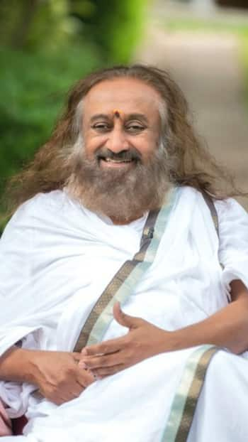 Gurudev Sri Sri Ravi Shankar Reveals How to balance Work and Life