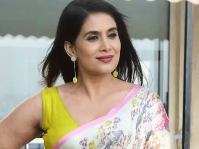 Sonali kulkarni bedroom sce