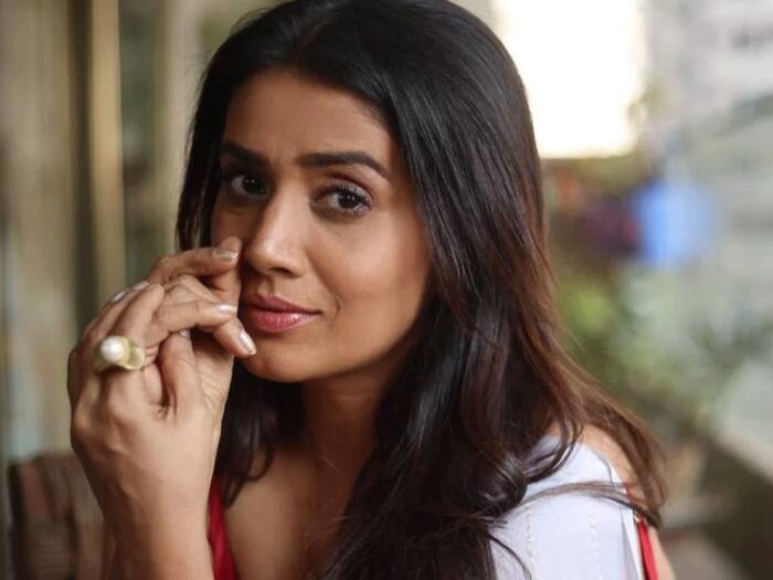 Sonali physical with sanjay