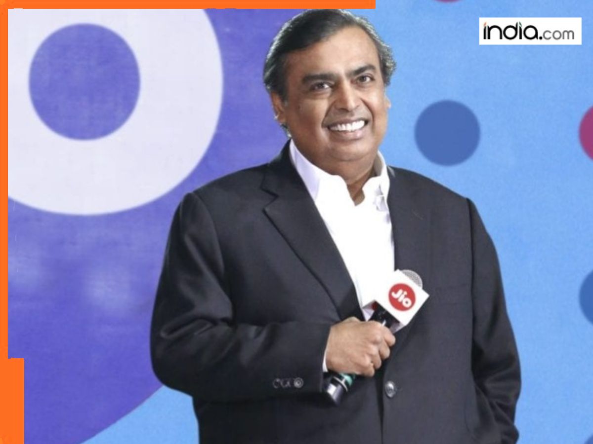 Mukesh Ambani’s gift for Jio users; unlimited calling, 6GB high-speed data, 1000 SMS and much more for 84 days at just Rs…