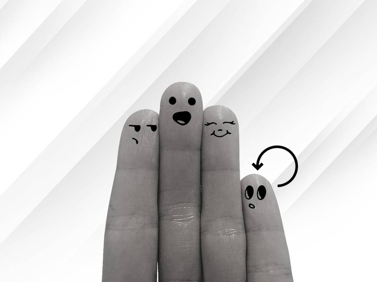 Samudrik Shastra About Finger  2