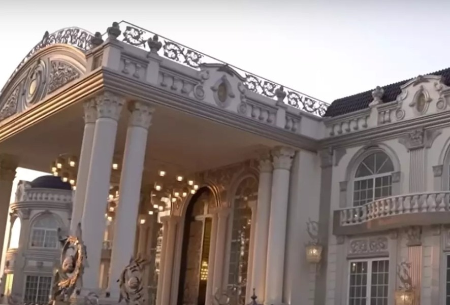 Inside details of Pakistan's most expensive house, no match for Mukesh ...