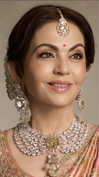 7 super expensive diamond jewelleries owned by Nita Ambani