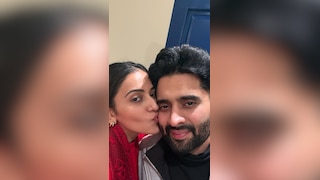 रकुलप्रीत कर रही है पति संग फेस्टिव वाईब्स एंजॉय इस खूबसूरत जगह पर