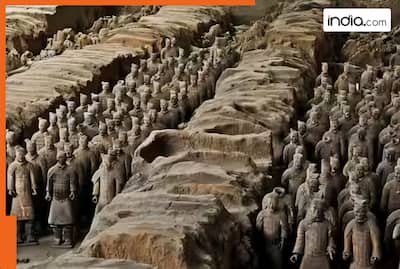 1916年 唐継尧 50文銅貨 XF45 入手困难 Scared to open for 2200 years, it's surrounded by… archaeologists