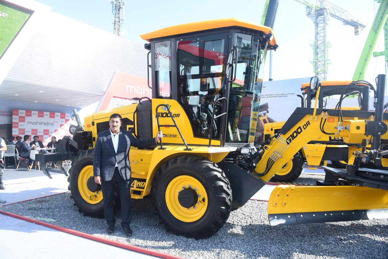 Mahindra Powers Up Construction Equipment with CEV5 Range