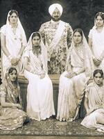 इस अय्याश राजा के पास थी 365 रानियां, इस तरह बिताता था रातें