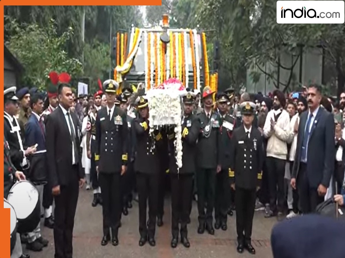 Manmohan Singh Last rites LIVE: राजकीय सम्मान के साथ पंचतत्व में विलीन हुए पूर्व पीएम महमोहन सिंह