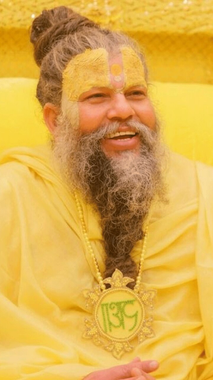 Premanand Maharaj-प्रेमानंद महाराज ने बताए सर्दियों में बिना अलार्म लगाए, जल्दी उठने के टिप्स