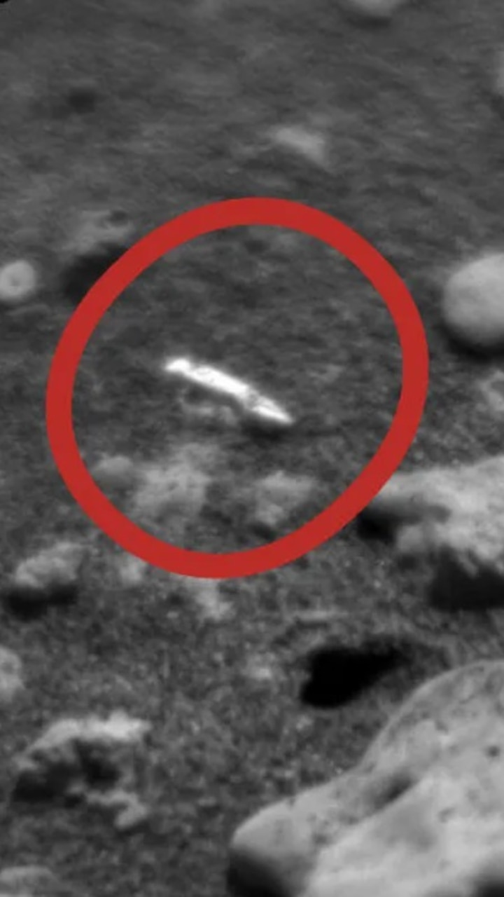 7 Mysterious Objects Seen On Mars