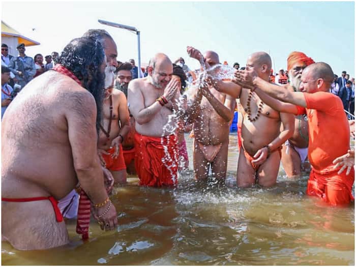 Amit Shah takes a holy dip at Triveni Sangam in Prayagraj