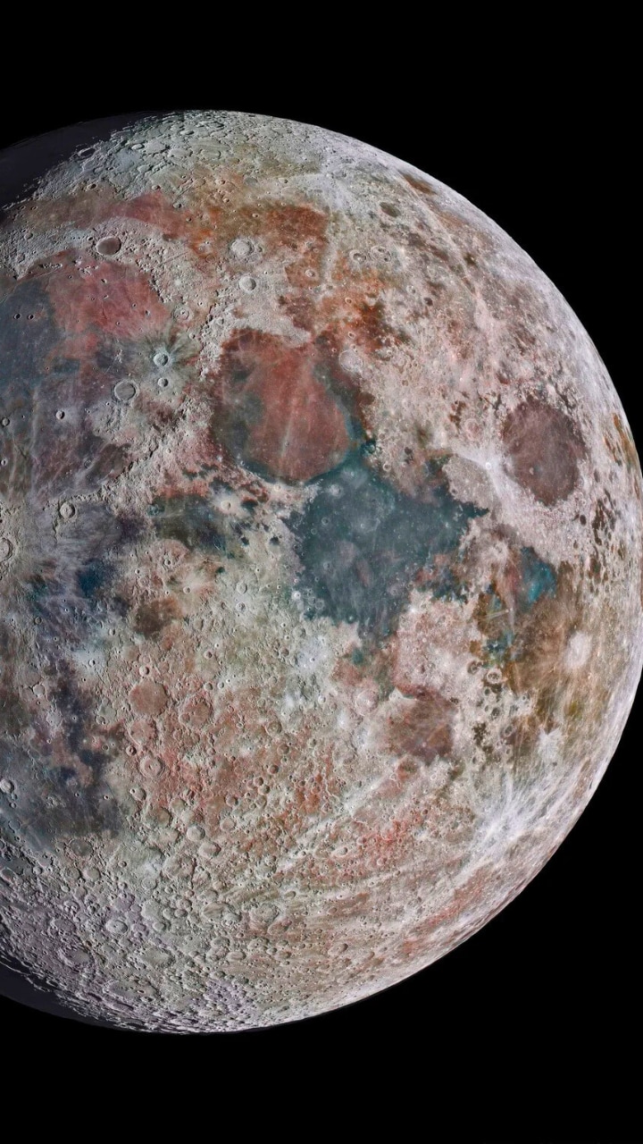 7 captivating images of Moon shared by NASA