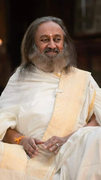 Gurudev Sri Sri Ravi Shankar Explains 7 Steps To Have a Great 2025