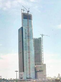 देखिए, पाकिस्तान का 'बुर्ज खलीफा'- Photos