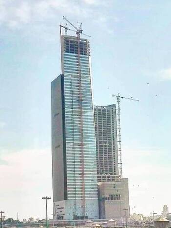 देखिए, पाकिस्तान का 'बुर्ज खलीफा'- Photos