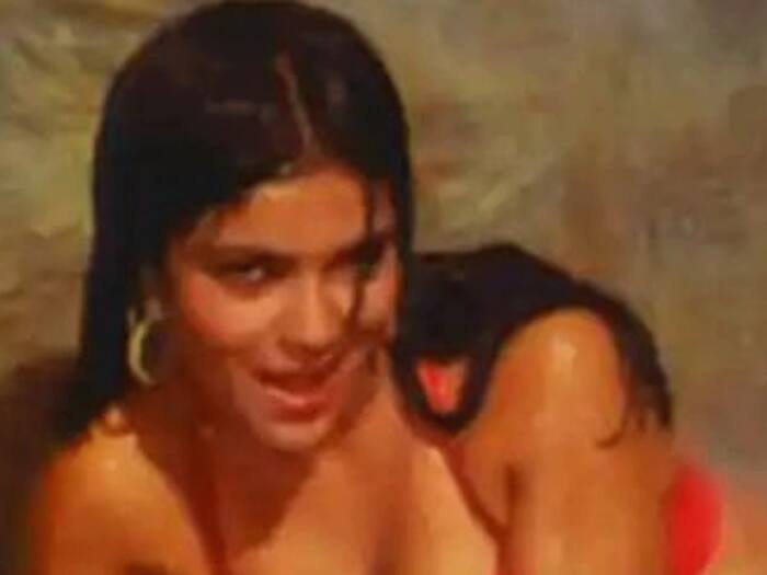 Zeenat aman unseen pics