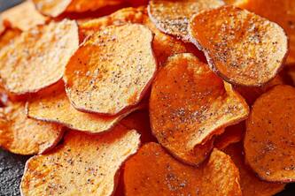 Step-By-Step Guide To Crispy Sweet Potato Chips That Everyone Will Love