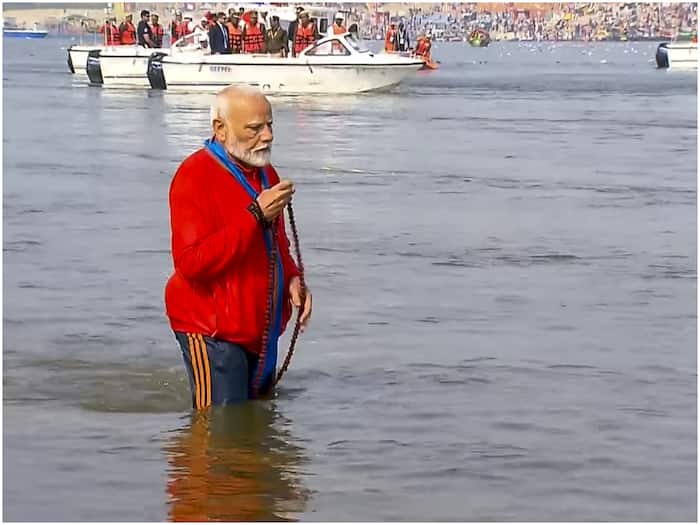 PM Modi In Triveni Sangan