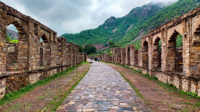 Bhangarh fort 6