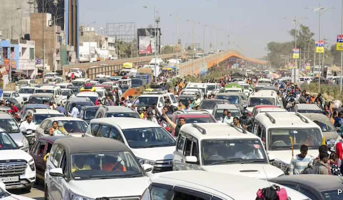 Mahakumbh jam 4