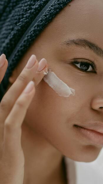 The Ultimate Face Gels for a Hot Summer Glow! Shop Now at Amazon