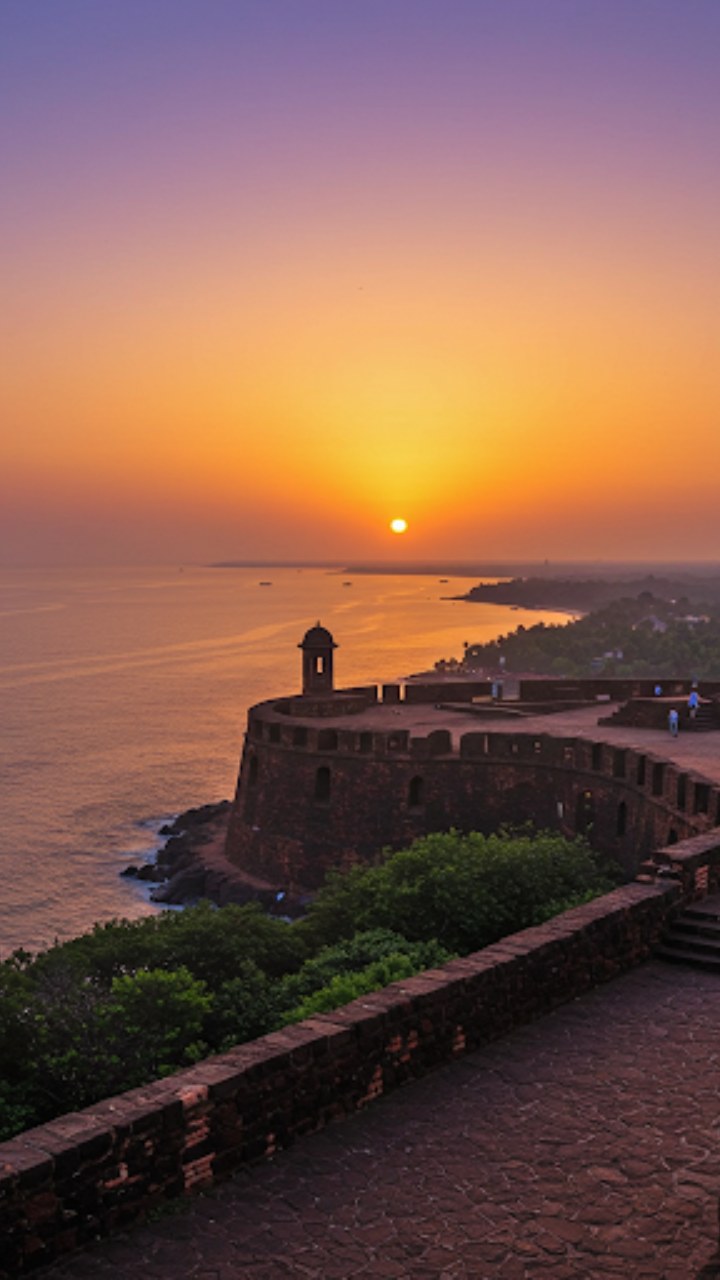 Chapora Fort Sunrise, North Goa