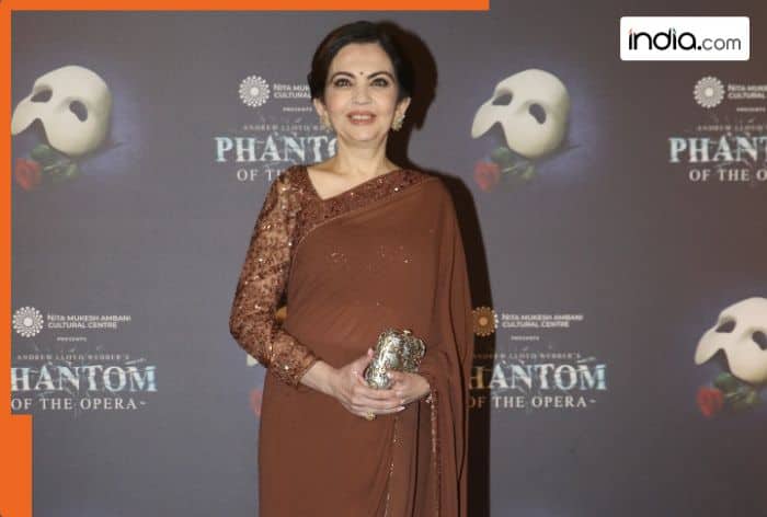 Nita Ambani slays in saree at NMACC