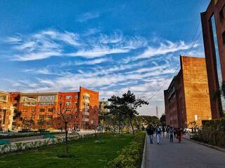 नोएडा के 5 जादुई ठिकाने, जो आपको सुकून देने के साथ कर देंगे तरोताज़ा