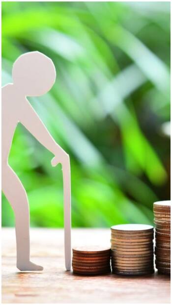 बार बार मत निकालिए PF का पैसा, 10000 के विदड्रॉ पर होगा 1 लाख का नुकसान