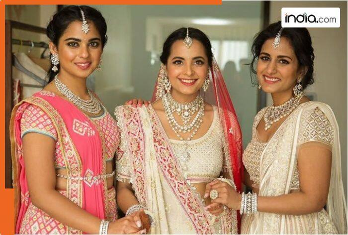 Isha Ambani with cousin Nayantara Kothari (Instagram)
