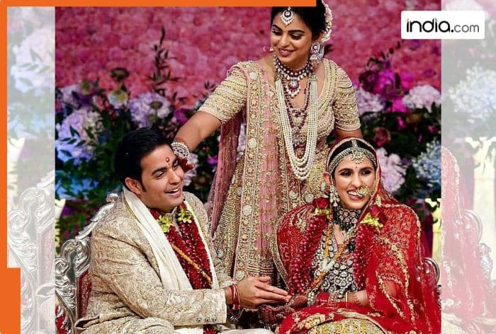 Mukesh Ambani, Nita Ambani’s son Akash Ambani changed his wedding date with Shloka Mehta due to Isha Ambani, the reason was... 2 Mukesh Ambani, Nita Ambani’s son Akash Ambani changed his wedding date with Shloka Mehta due to Isha Ambani, the reason was...