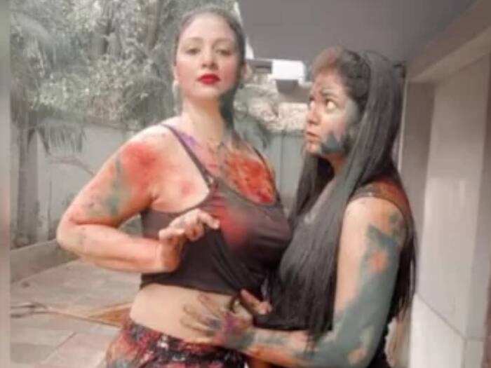 Hasin jahan celebrates holi