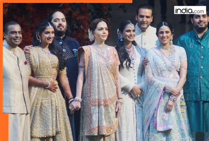 Mukesh Ambani and Nita Ambani's Rs 15000 crore Antilia doesn't have air-conditioning? The uber-luxurious mansion remains cool using... 2 Mukesh Ambani and Nita Ambani's Rs 15000 crore Antilia doesn't have air-conditioning? The uber-luxurious mansion remains cool using...