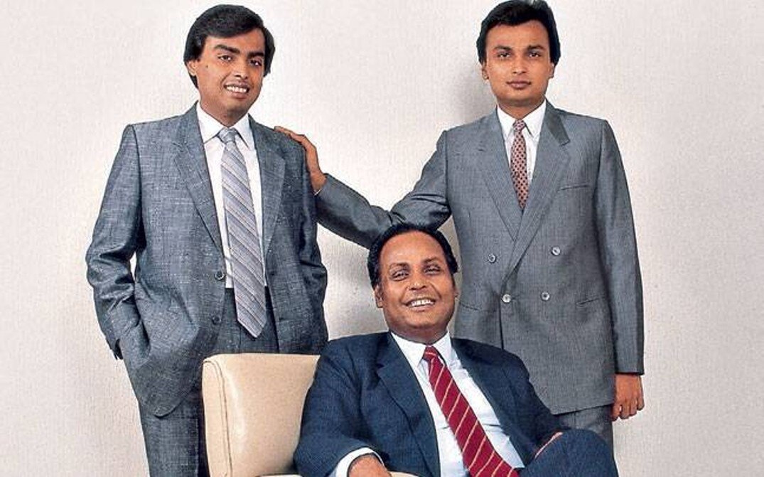 Mukesh Ambani loves to watch films, this movie inspired him to leave IIT Bombay and... 3 mukesh ambani young pic