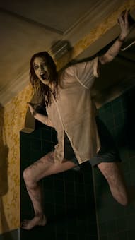 हिम्मत है तभी अकेले देखना ये डरावनी फिल्में, हिंदी में है उपलब्ध