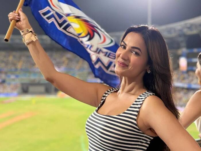 Sonal chauhan