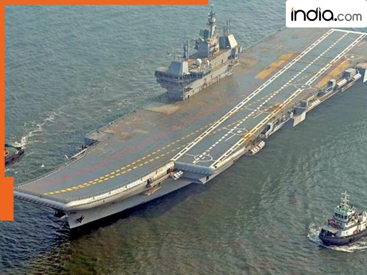 अरब सागर में चलता-फिरता शहर है INS Vikrant,  मिनटों में पाकिस्तान की रोक सकता है सांसें… जानें कितनी मचा सकता है तबाही?