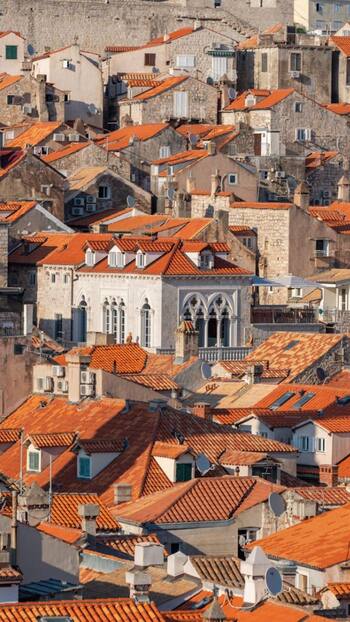 10 most picturesque walled cities around the globe