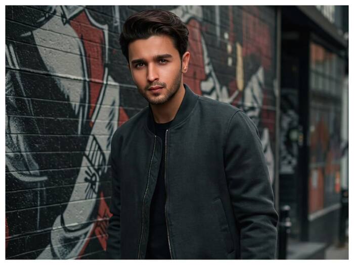 Alia Bhatt Dashing Boy Look