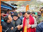 Chardham Yatra: चारधाम यात्रा को लेकर बड़ा अपडेट, सीएम पुष्कर सिंह धामी ने खुद दी ये जानकारी