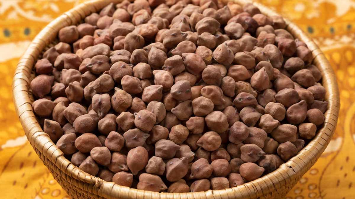 किशमिश और काला चना को रातभर भिगोकर सुबह खाली पेट खाने से क्या फायदे