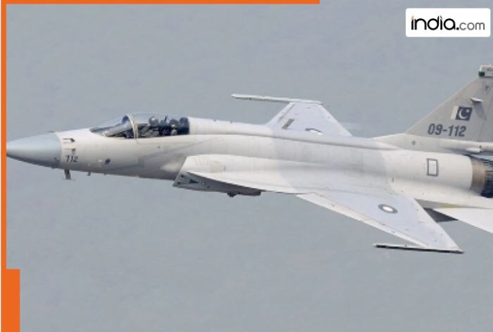 Another Pakistani JF 17 short down near Rajasthan border, BSF captures pilot