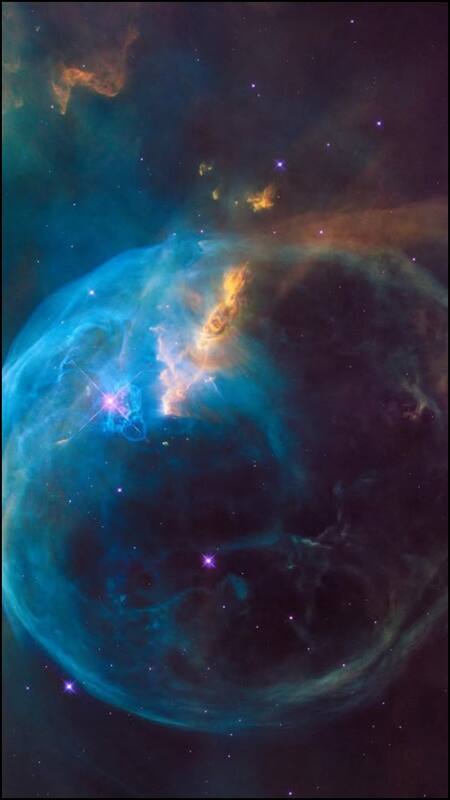 7 rare and stunning images of space taken by NASA